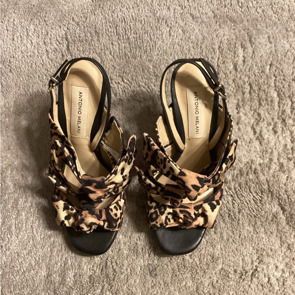 Leopard Print Slings - Picture 2 of 5